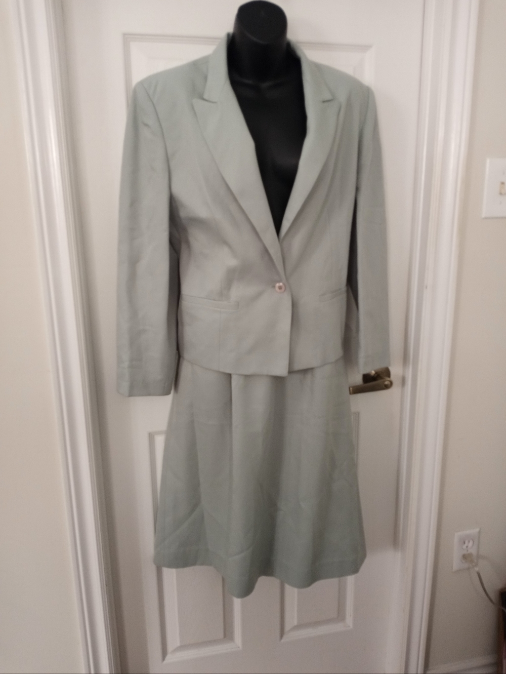 👠Vintage 70s PANTHER skirt/blazer Plus Size Suit (Greenish Grey Color)👠